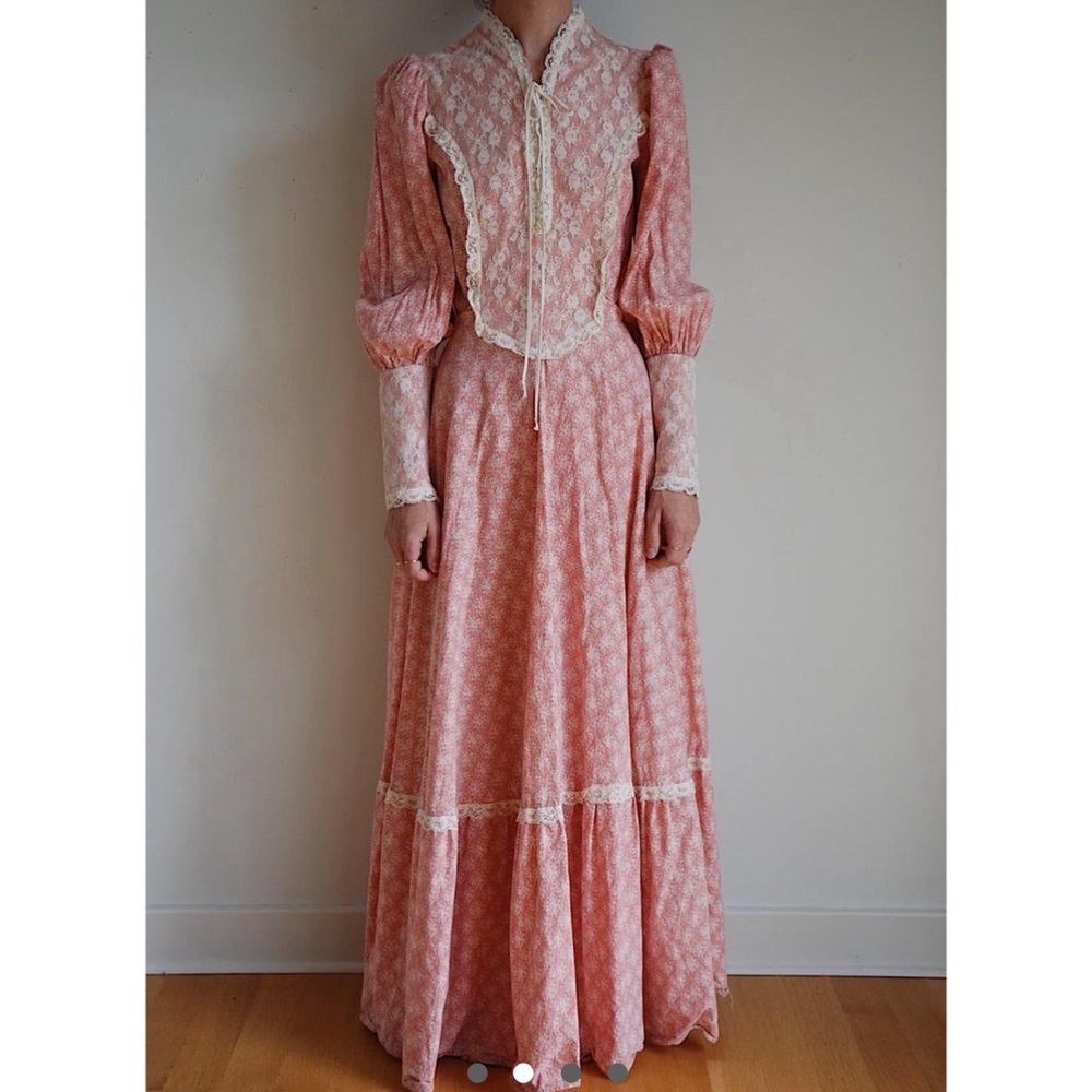 Vintage 1970s Edwardian Victorian Prairie Cottagecore Dress